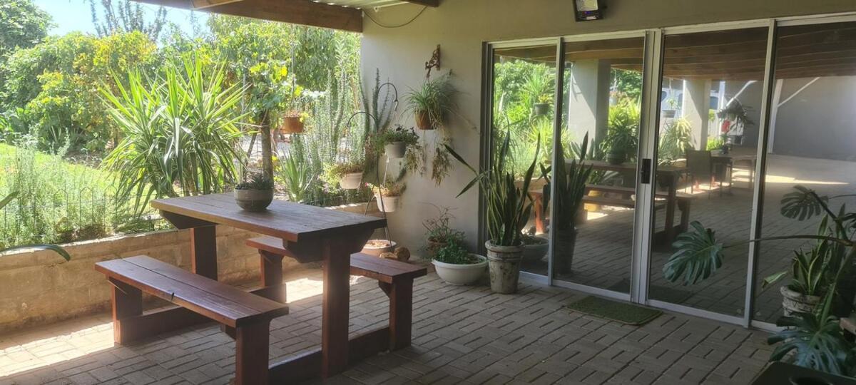 Mountain View Guesthouse Vanrhynsdorp Ngoại thất bức ảnh