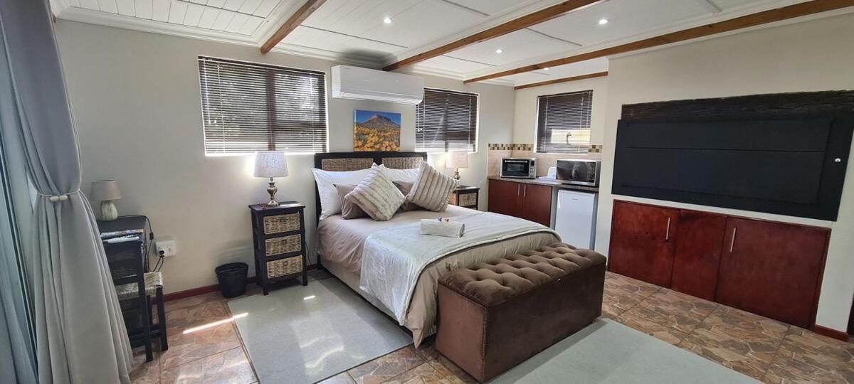 Mountain View Guesthouse Vanrhynsdorp Ngoại thất bức ảnh