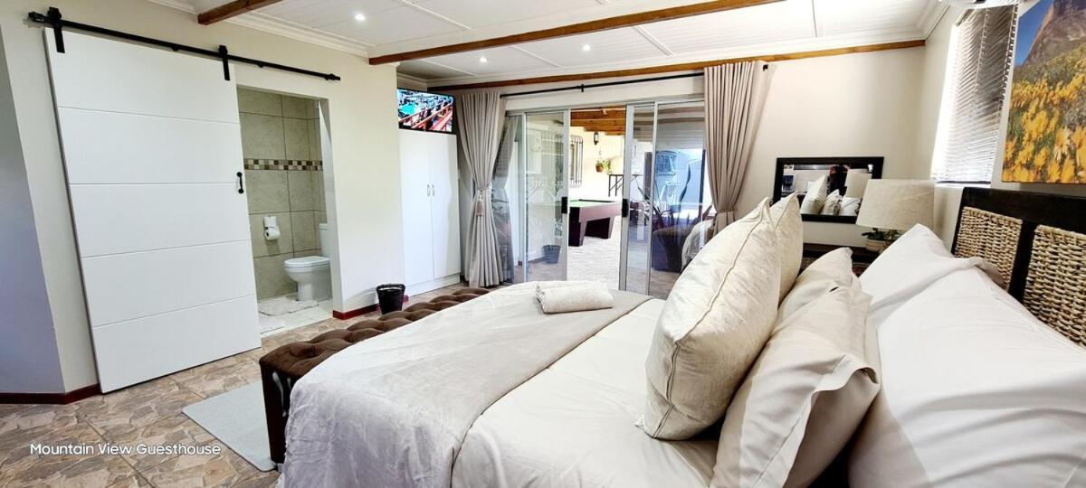 Mountain View Guesthouse Vanrhynsdorp Ngoại thất bức ảnh